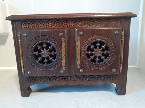 Breton antique hand carved - breton,