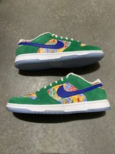 NEW Nike Dunk Low Foam Finger