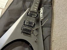 KRAMER Nite V Satin Black Used