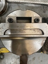 amada e station louver punch