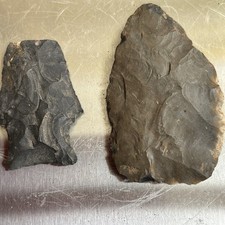 Arrow Head and Larger Arrowhead Cutting Tool Flint Arrowheads Spear Head
