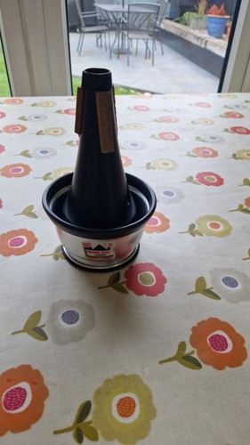 Denis wick adjustable - cup, mute