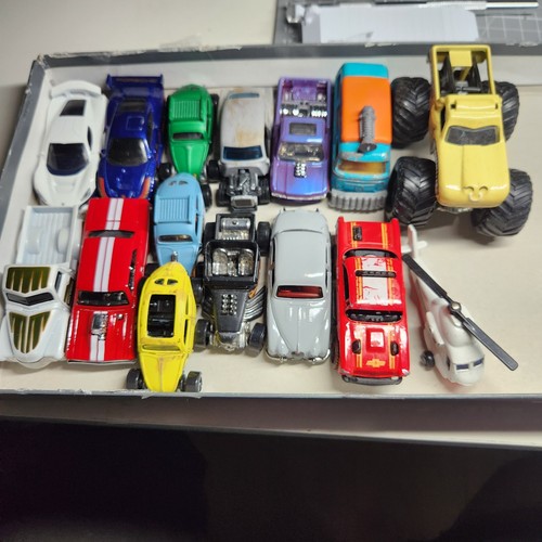 Mixed diecast job lot - job,