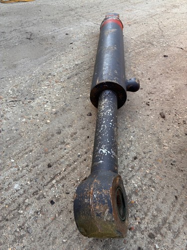 Case 621 loading shovel - 621, bucket