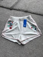 adidas Women’s Floral Graphic Embroidered Shorts Size S 8-10
