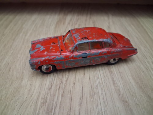 Corgi 238 jaguar mark - corgi,