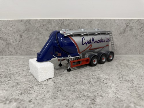 Corgi tri axle - -, feldbinder