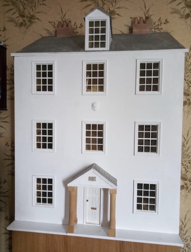 White victorian dolls house - white,