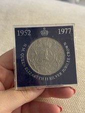 1977 H.M. Queen Elizabeth II