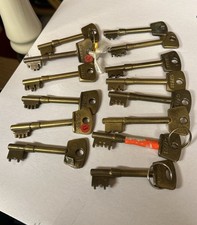 14x Old Genuine Chubb Brass