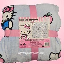 HELLO KITTY FULL QUEEN APPLES