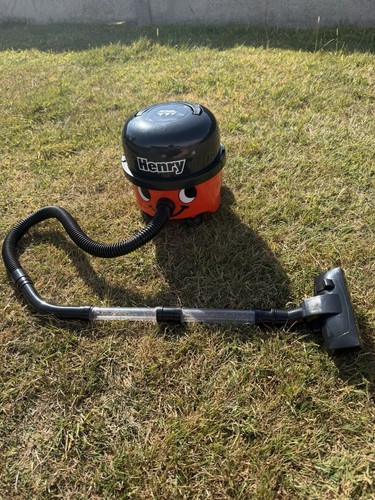 Henry toy vacuum - toy, kids