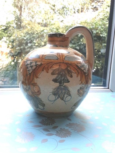 Signed spanish jug - , 8"