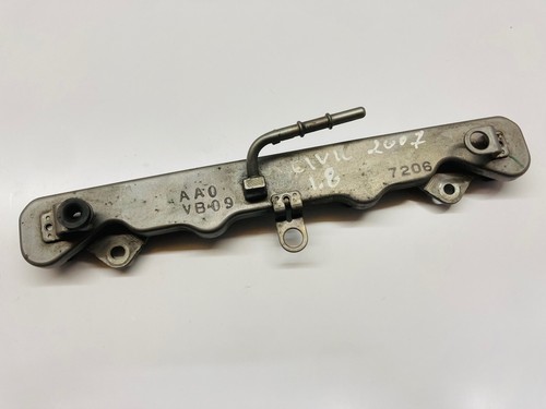 Engine fuel rail for honda - engine,