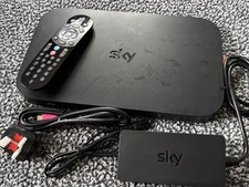 Sky Sky Q Box ES240 2TB with Remote, Power And HDMI