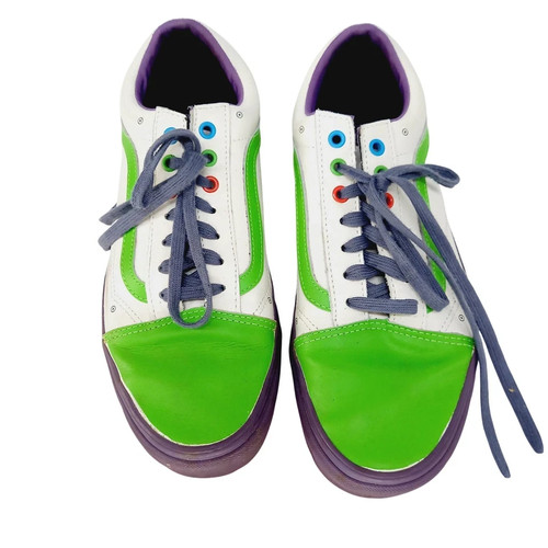 Vans disney pixar - disney, story