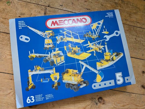 Vintage meccano set - meccano,