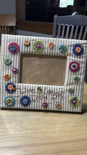 Natural life embroidered live - natural,