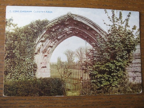 Cloister arch evesham - cloister, arch,