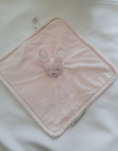 Blankets beyond bunny rabbit - &,