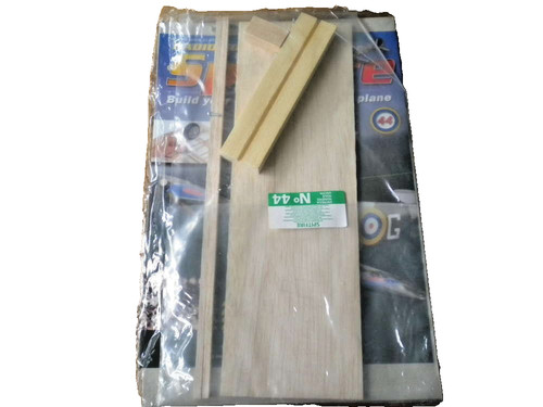 Issue deagostini build - -,
