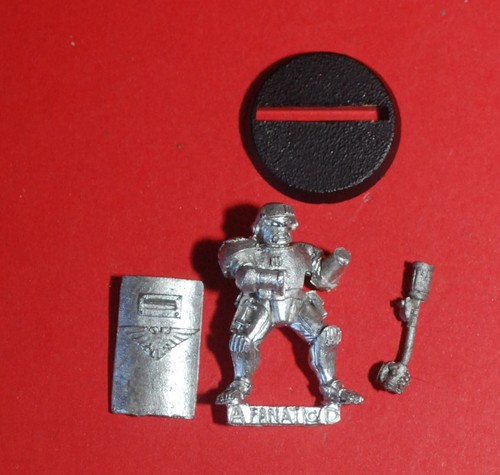 Necromunda fanatic adeptus - -,