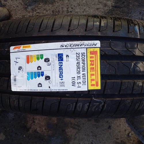 235 100v pirelli - 235/45/20,