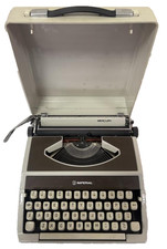 Vintage Imperial Mercury Portable Typewriter in Case
