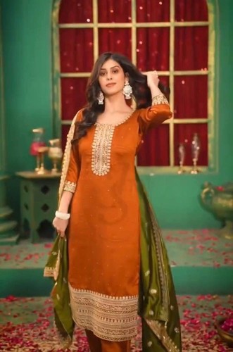 Pakistani salwar kameez ready - pakistani,