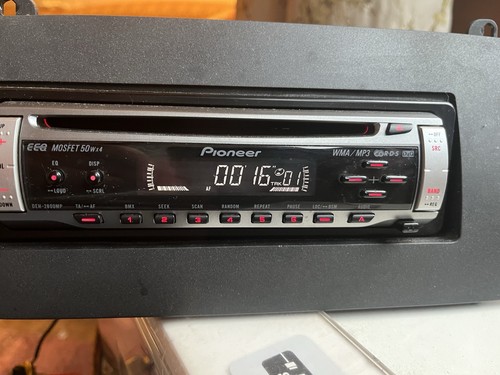Rover radio pioneer - 75,