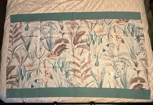 Single bed size patterned - size,