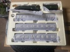 Hornby Train Pack Class A4 The