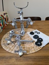 Beaumont bath mixer plus hot