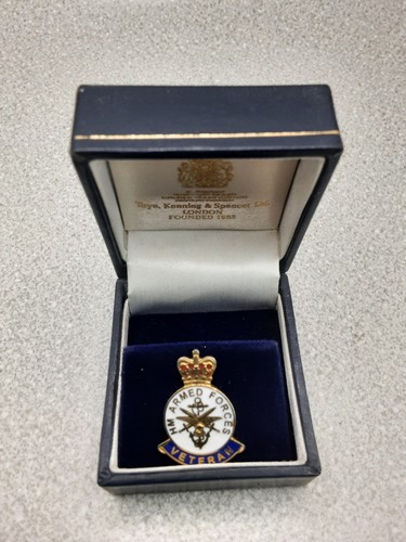 Armed forces veteran - h.m, pin
