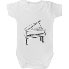 'Grand Piano' Baby Grows /