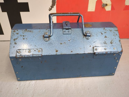 Vintage metal tool box w36 - metal,