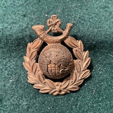 Royal Marines Light Infantry Cap Badge  gilded. With Lugs. Ae31