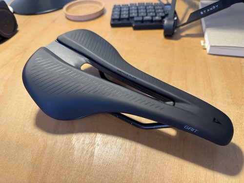 Giant grit saddle - sl,