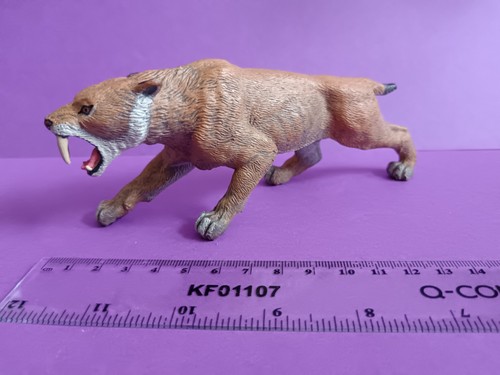 Papo prehistoric smilodon - papo,