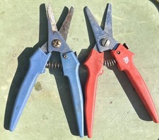 PREMIUM  GARDEN TOOLS, SCISSORS, SECUTEURS.