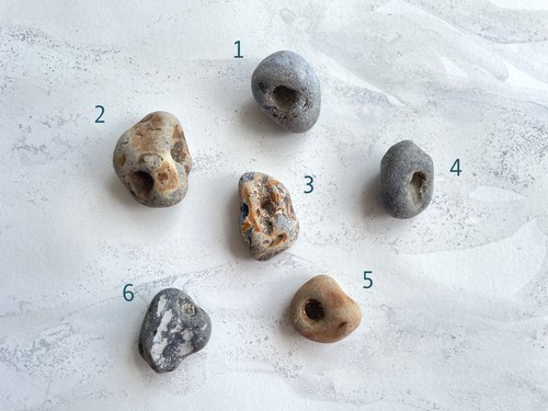 Large pebbles with natural - large,