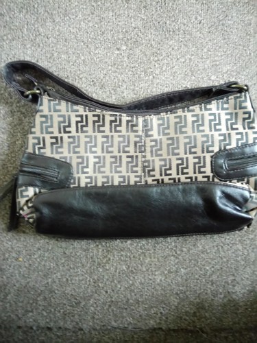 Brown patterned handbag - patterned,