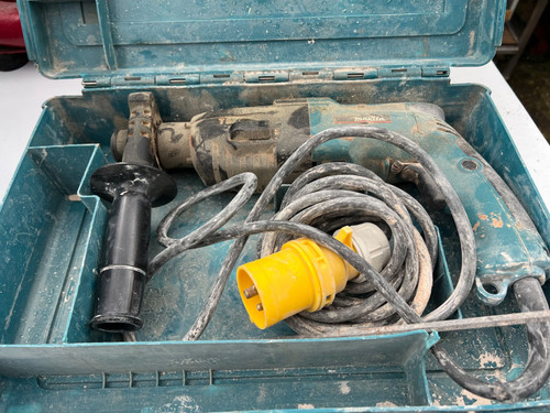 Makita sds drill hr2020 110 - sds,