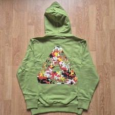 Palace Tri-Digi Hood Olive Medium Brand New FW22