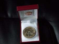 MANCHESTER UNITED 2003 PREMIER LEAGUE CHAMPIONS MEDAL - RED BOX AND CREST