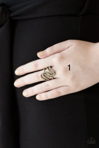 Paparazzi make waves - paparazzi, brass