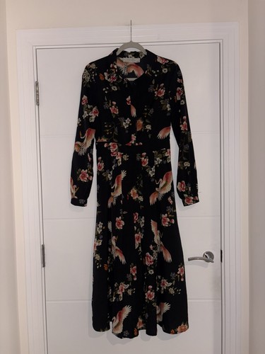 Liquorish black floral bird - liquorish,