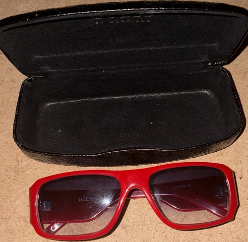 Guess glases case - glases, read