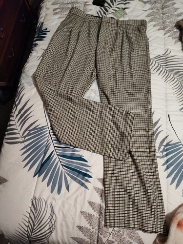 Loud pattern pleated front - pattern,