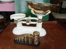 Vintage VICTOR Weighing Scales